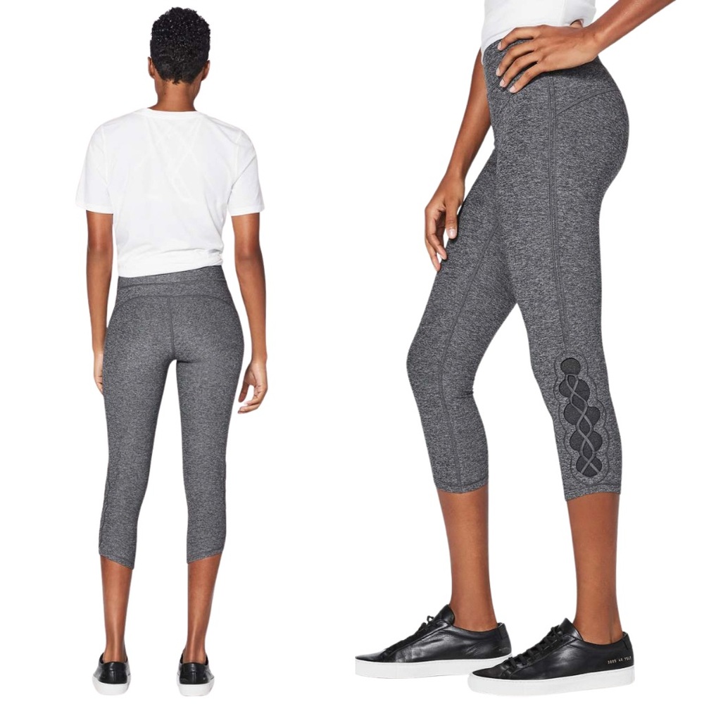 Lululemon Tied To It Crop 21" Size 8 Heathered Black / Dark Carbon